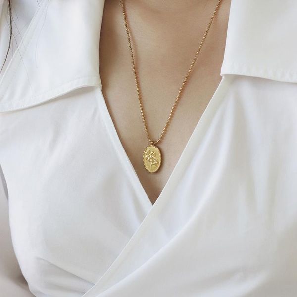 chains collier for lady fashion jewelry gold plated waterproof long chain flower pattern charm necklace gift, Silver
chains collier for lady fashion jewelry gold plated waterproof long chain flower pattern charm necklace gift, Silver