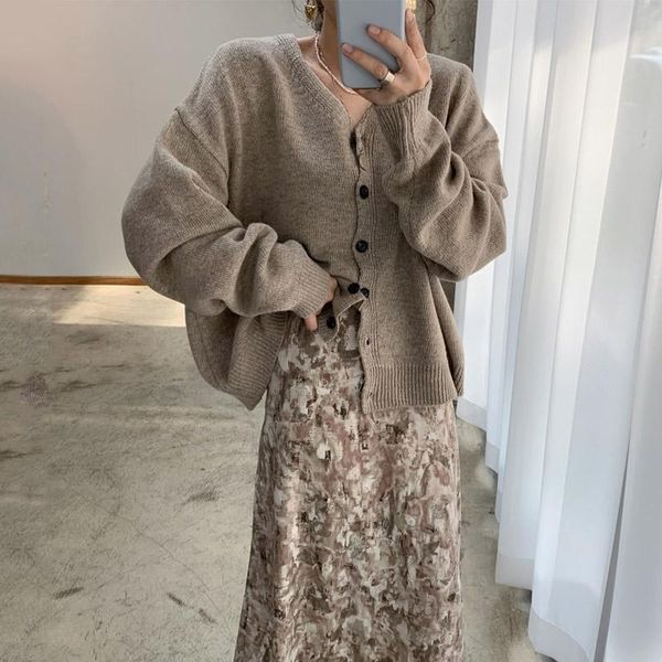 women's knits & tees simple autumn 2021 loose casual knitted women korean chic solid elegant all match sweaters v neck long sleeve fem, White
women's knits & tees simple autumn 2021 loose casual knitted women korean chic solid elegant all match sweaters v neck long sleeve fem, White