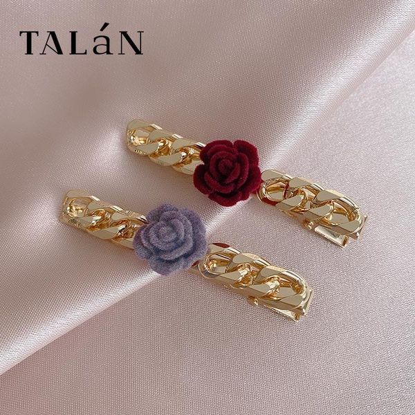 hair clips & barrettes flocking rose metal clip with bangs, duck beak shaped side clip, web celebrity fashion female accessory, Golden;silver
hair clips & barrettes flocking rose metal clip with bangs, duck beak shaped side clip, web celebrity fashion female accessory, Golden;silver