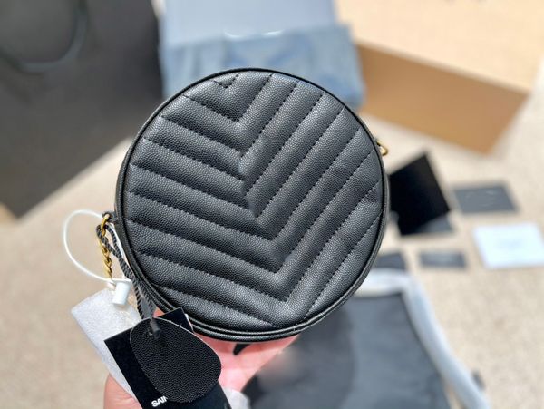 2021 fashionable and beautiful ladies famous shoulder bag leather chain messenger bag fashionable small circle1, Black
2021 fashionable and beautiful ladies famous shoulder bag leather chain messenger bag fashionable small circle1, Black