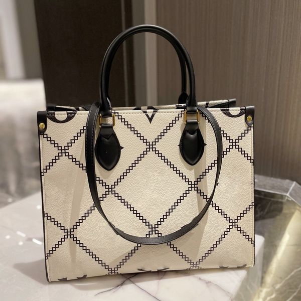 women luxurys designers totes bags l handbag gradient shouder crossbody bag genuine leather messenger ladies travel handbags 42*33cm
women luxurys designers totes bags l handbag gradient shouder crossbody bag genuine leather messenger ladies travel handbags 42*33cm