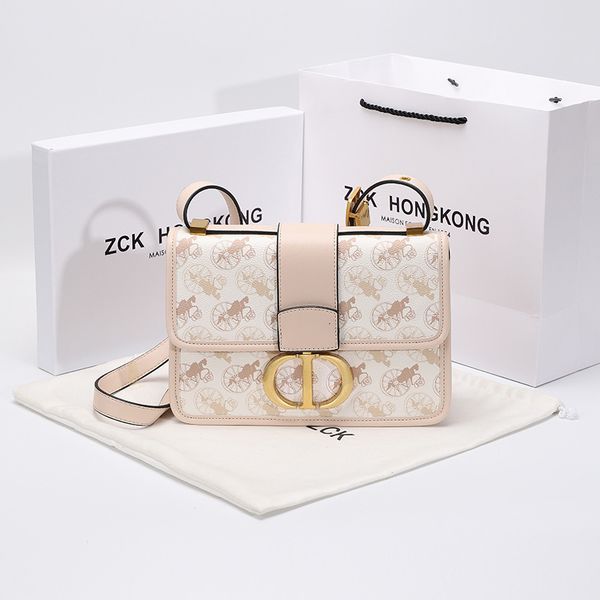 axillary package hong kong leather women's bag 2021 fashion cd lock single shoulder messenger small square summer
axillary package hong kong leather women's bag 2021 fashion cd lock single shoulder messenger small square summer
