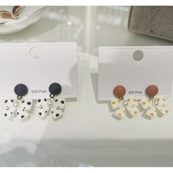 stud 925 silver needle simple bow black orange trendy temperament earrings ladies' exquisite sweet jewelry dangler, Golden;silver
stud 925 silver needle simple bow black orange trendy temperament earrings ladies' exquisite sweet jewelry dangler, Golden;silver