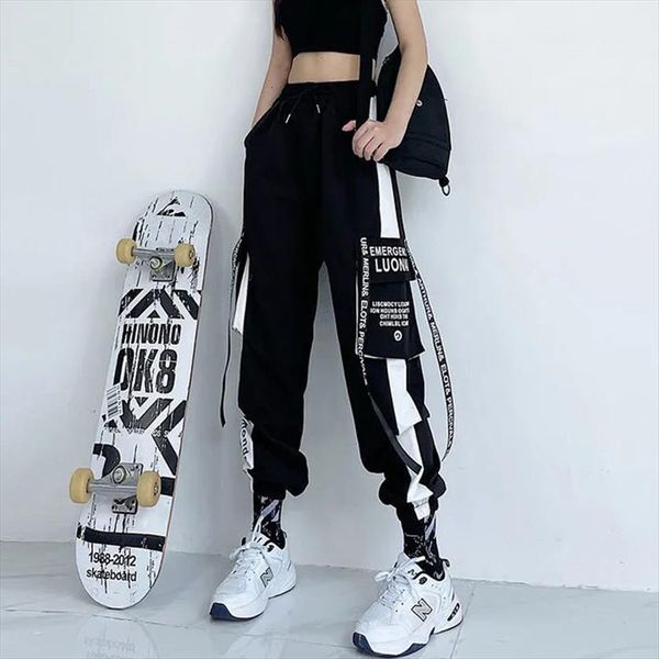 cargo high waist loose women pant sport trousers streetwear clothing plus size casual quality elastic bottom, Black;white
cargo high waist loose women pant sport trousers streetwear clothing plus size casual quality elastic bottom, Black;white
