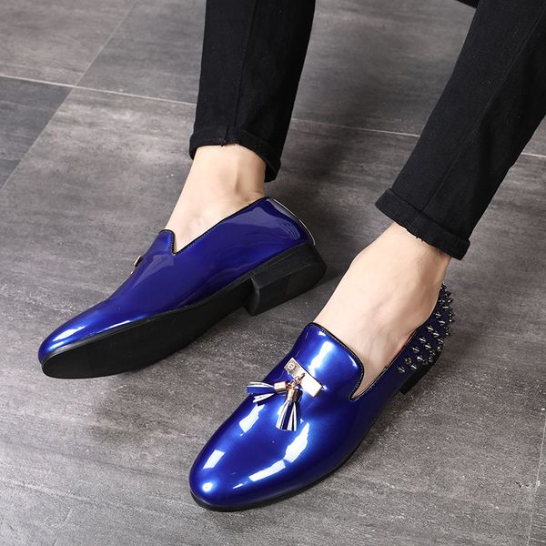 464748 size mens fashion bright leather mens shoes personality rivets trendy shoes taobao, Black
464748 size mens fashion bright leather mens shoes personality rivets trendy shoes taobao, Black