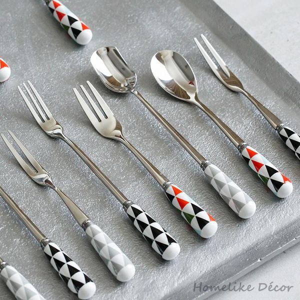 dinnerware sets 5pcs stainless steel flatware set with ceramic handle cutlery spoons forks for dessert tea coffee fruit ice cream 13-15cm
dinnerware sets 5pcs stainless steel flatware set with ceramic handle cutlery spoons forks for dessert tea coffee fruit ice cream 13-15cm
