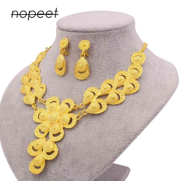jewelry set dubai bride jewelry women's color necklace earrings two piece, Slivery;golden
jewelry set dubai bride jewelry women's color necklace earrings two piece, Slivery;golden