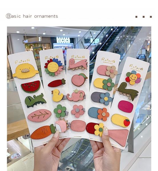 new fine hairpin hairpins cute hair clips from cartoon baby bear hair clips ponytail horse clip for female acce, Slivery;white
new fine hairpin hairpins cute hair clips from cartoon baby bear hair clips ponytail horse clip for female acce, Slivery;white