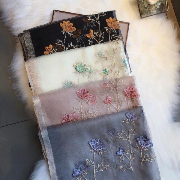 scarves 2021 korean embroidery flower silk wool women's scarf shawl spring and autumn sun screen, Blue;gray
scarves 2021 korean embroidery flower silk wool women's scarf shawl spring and autumn sun screen, Blue;gray