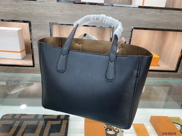 new shoulder bags 2021 women handbag crossbody bag brands designer handbags flower printing bag purse 31 24cm1, Black
new shoulder bags 2021 women handbag crossbody bag brands designer handbags flower printing bag purse 31 24cm1, Black