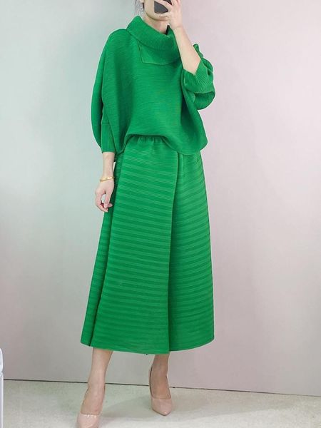 women's two piece pants autumn solid color high-neck suit women miyak fold fashion big size loose + wide-leg look thinner two-piece, White
women's two piece pants autumn solid color high-neck suit women miyak fold fashion big size loose + wide-leg look thinner two-piece, White