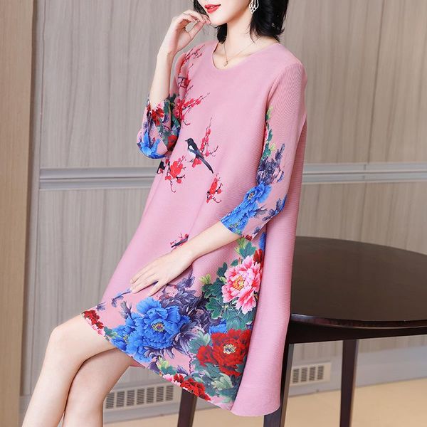 casual dresses chinese style retro printed mother's dress spring 2021 women's loose plus size pleated, Black;gray
casual dresses chinese style retro printed mother's dress spring 2021 women's loose plus size pleated, Black;gray