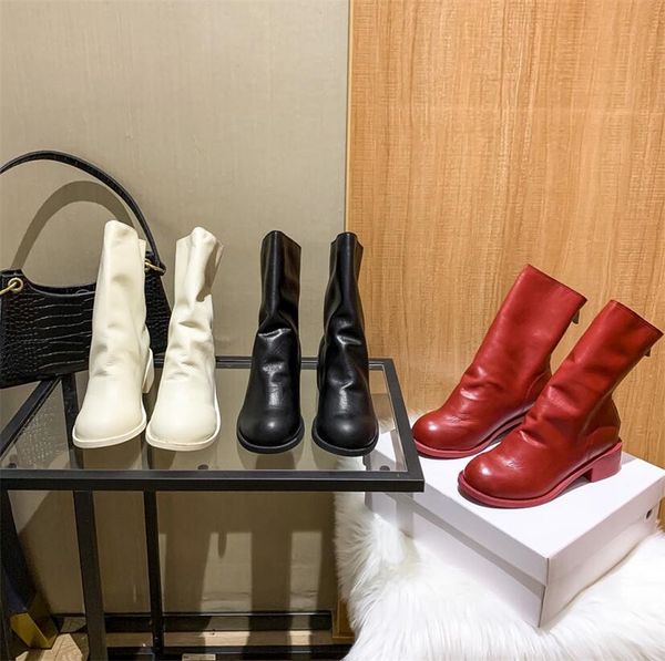 2021 lastest luxury classic high heel ankle boots winter women solid leather zipper fashionable designers casual wedding dress party dating, Black
2021 lastest luxury classic high heel ankle boots winter women solid leather zipper fashionable designers casual wedding dress party dating, Black