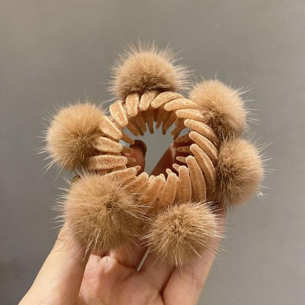 hair clips & barrettes temperament flock nest pan artifact simple hairpin headwear 2021 accessories women, Golden;silver
hair clips & barrettes temperament flock nest pan artifact simple hairpin headwear 2021 accessories women, Golden;silver