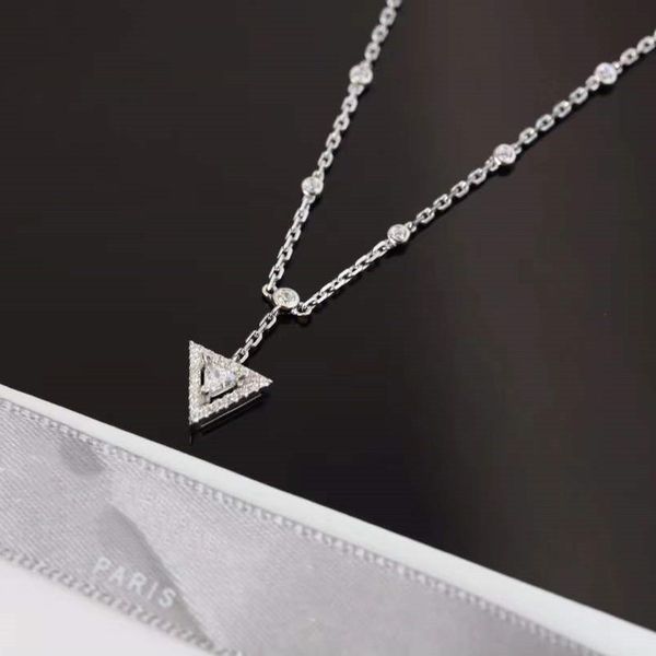 new 2022 trend european brand pure 925 sterling silver luxury jewelry anklet for women geometric movable zircons charms, Red;blue
new 2022 trend european brand pure 925 sterling silver luxury jewelry anklet for women geometric movable zircons charms, Red;blue