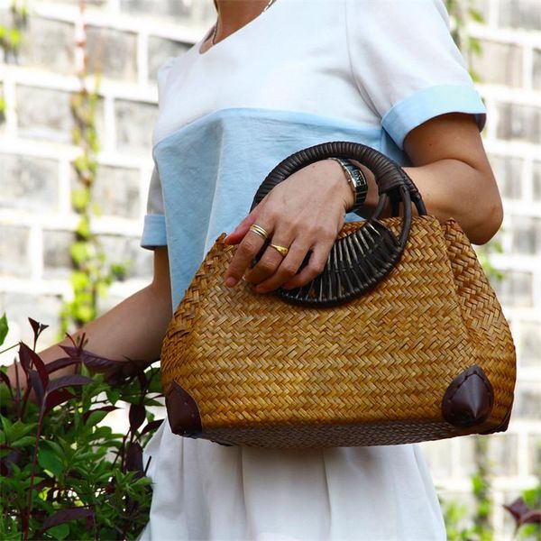 evening bags fashion women's hand bag f thai version of the straw retro vase vine travel beach bamboo wood handle handbag
evening bags fashion women's hand bag f thai version of the straw retro vase vine travel beach bamboo wood handle handbag