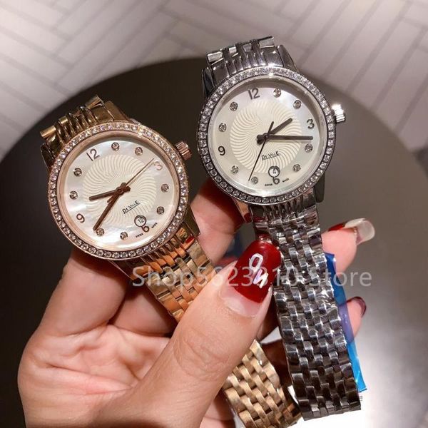 wristwatches 35mm brand zircon quartz wrist watch stainless steel date clock numbers calendar dial geometric curve circle watches, Slivery;brown
wristwatches 35mm brand zircon quartz wrist watch stainless steel date clock numbers calendar dial geometric curve circle watches, Slivery;brown