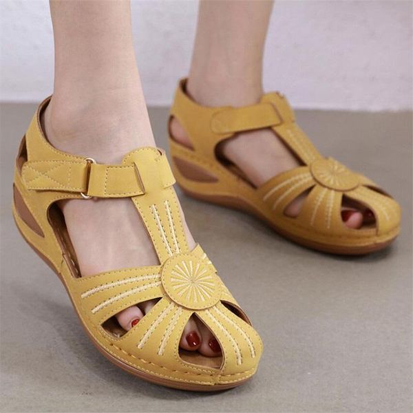 women cover heel wedges sandals female round toe soft bottom shoes 2021 summer lady comfortable beach sandals big size 44 45 46, Black
women cover heel wedges sandals female round toe soft bottom shoes 2021 summer lady comfortable beach sandals big size 44 45 46, Black