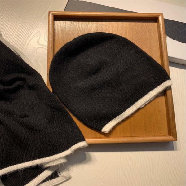 men women designers hat scarf sets classic lattice keep warm in winter two-piece wool hats & scarves set brand 2021 fashion accessories ying, Blue;gray
men women designers hat scarf sets classic lattice keep warm in winter two-piece wool hats & scarves set brand 2021 fashion accessories ying, Blue;gray