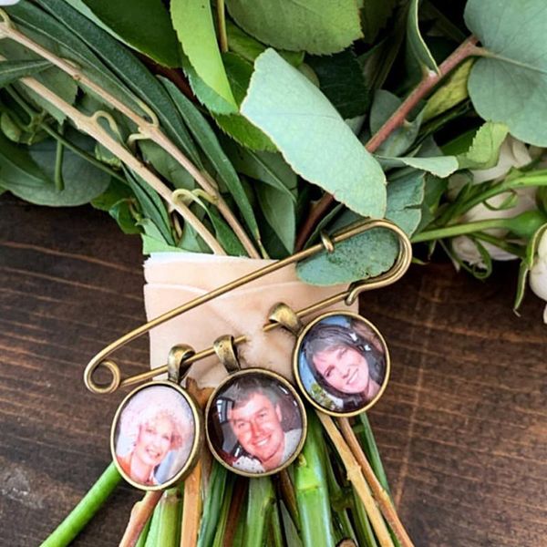 charms boutonniere charm bridal lapel pin memorial customize groom wedding picture po keepsake, Bronze;silver
charms boutonniere charm bridal lapel pin memorial customize groom wedding picture po keepsake, Bronze;silver