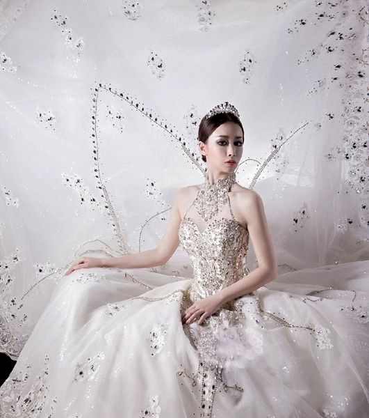 2021 new vestidos de noiva princess lace luxury crystal bridal custom royal train ball halter wedding gown v010, White
2021 new vestidos de noiva princess lace luxury crystal bridal custom royal train ball halter wedding gown v010, White