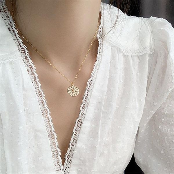 chains women multilayer round flower pendant necklace jewelry gift for female, Silver
chains women multilayer round flower pendant necklace jewelry gift for female, Silver