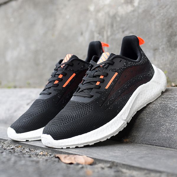 2021 style summer light style running shoes custom logo creat your special sports yakuda training sneakers men women, White;red
2021 style summer light style running shoes custom logo creat your special sports yakuda training sneakers men women, White;red