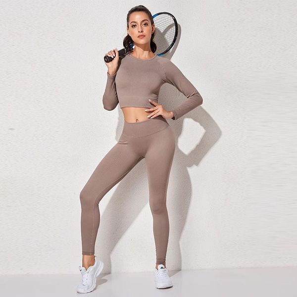 yoga outfit striped set high elasticity and comfortable to wear hip-lifting sports fitness running tights
yoga outfit striped set high elasticity and comfortable to wear hip-lifting sports fitness running tights