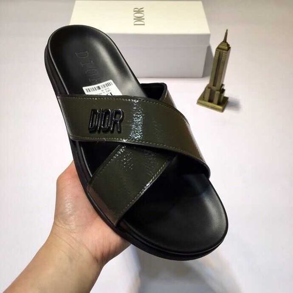 slippers sandals slippers network popular new summer leather soft sole casual flat bottom comfortable flip flop antiskid men's sandalsa, Black
slippers sandals slippers network popular new summer leather soft sole casual flat bottom comfortable flip flop antiskid men's sandalsa, Black