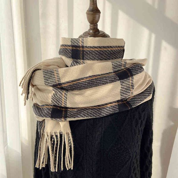 plaid scarf female autumn and winter 2021 new korean dongdamen imitation cashmere tassel shawl couple warm scarf, Blue;gray
plaid scarf female autumn and winter 2021 new korean dongdamen imitation cashmere tassel shawl couple warm scarf, Blue;gray