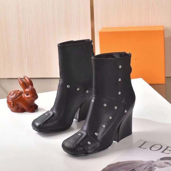 quality fashion leather star women designer boots martin short spring ankle exquisite woman shoes cowboy booties bagshoe1978 02, Black
quality fashion leather star women designer boots martin short spring ankle exquisite woman shoes cowboy booties bagshoe1978 02, Black