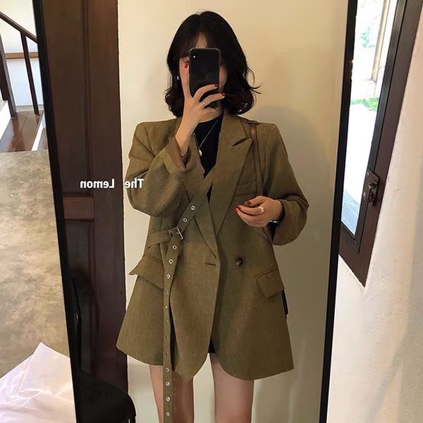 2021 spring female casual office lady notched collar long-sleeved single breasted loose minimalist blazer coat 16w478, Black;brown
2021 spring female casual office lady notched collar long-sleeved single breasted loose minimalist blazer coat 16w478, Black;brown