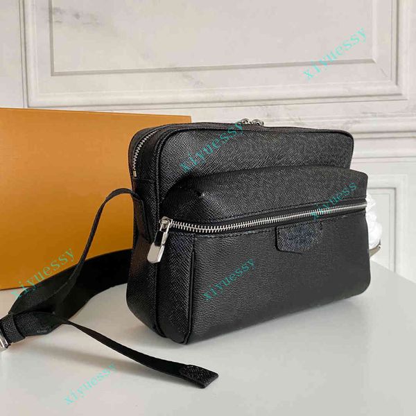 louis vutton bagmessenger bags men's postman bag classic fashion style for slanting suitable the fashionable choice of daily lifeandd1y
louis vutton bagmessenger bags men's postman bag classic fashion style for slanting suitable the fashionable choice of daily lifeandd1y
