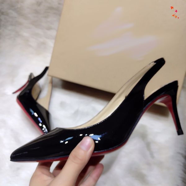 2021 good quality fashion women luxurys designers shoes designer sandals womens luxury high heels sandal dress shoess with box size 35-41 -l, Black
2021 good quality fashion women luxurys designers shoes designer sandals womens luxury high heels sandal dress shoess with box size 35-41 -l, Black