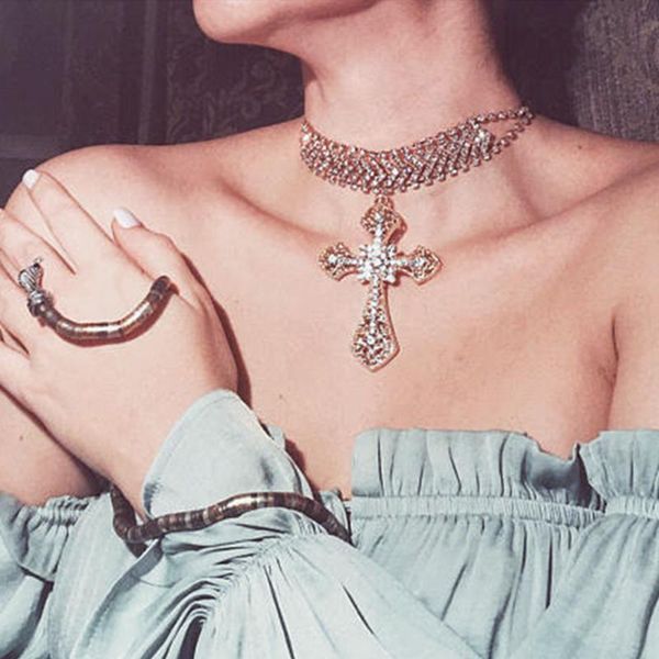 pendant necklaces exaggerated luxury rhinestone big cross choker necklace for women bling crystal collar collier jewelry, Silver
pendant necklaces exaggerated luxury rhinestone big cross choker necklace for women bling crystal collar collier jewelry, Silver