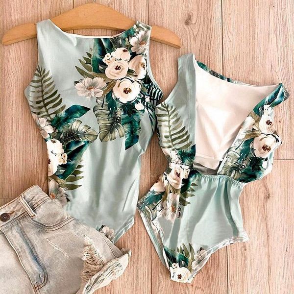 2021 printed one piece swimsuit women retro swimwear female monokini bather beachwear backless bathing suit swim bodysuit
2021 printed one piece swimsuit women retro swimwear female monokini bather beachwear backless bathing suit swim bodysuit