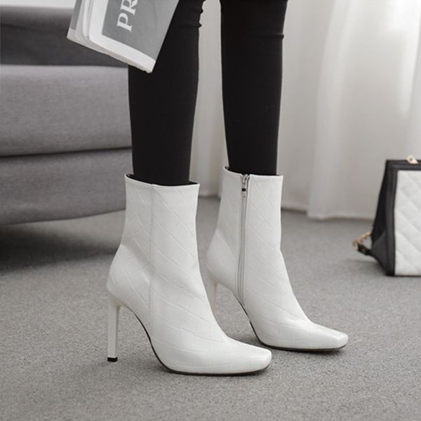 dress shoes autumn and winter women's short boots, microfiber side zipper ankle party stiletto 2pkw, Black
dress shoes autumn and winter women's short boots, microfiber side zipper ankle party stiletto 2pkw, Black