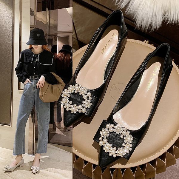 3cm Women Pumps Pearls Boat Shoes Pointed Toe Dress Shoes Crystal Low Heel Office Lady Shoes Black Red Begie zapatos mujer 8766NDress, Beige
3cm Women Pumps Pearls Boat Shoes Pointed Toe Dress Shoes Crystal Low Heel Office Lady Shoes Black Red Begie zapatos mujer 8766NDress, Beige