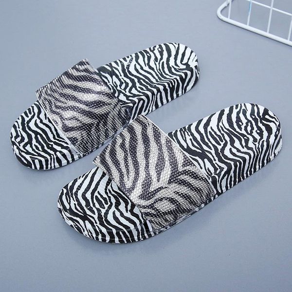 slippers shoes ladies' big size slipers women glitter slides fashion low shale female beach 2021 jelly luxury sabot crystal basi, Black
slippers shoes ladies' big size slipers women glitter slides fashion low shale female beach 2021 jelly luxury sabot crystal basi, Black