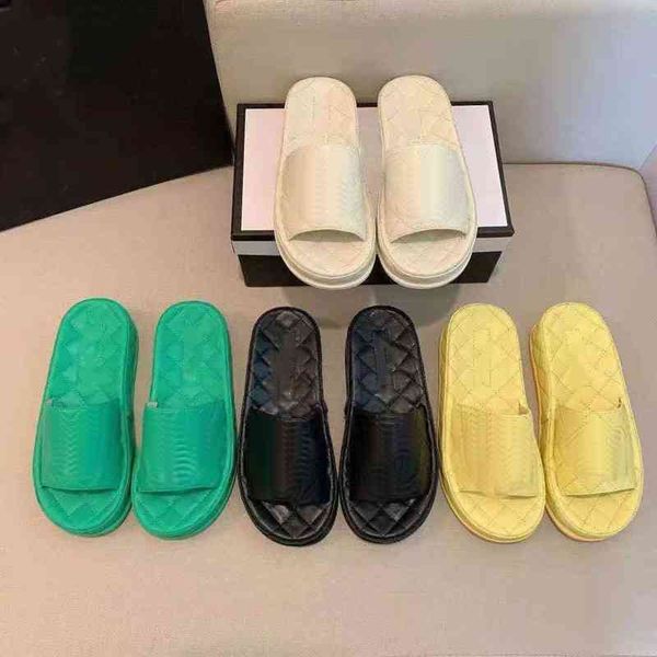 double slippers for women 2021 new leather fashion versatile beach shoes non slip muffin sandals, Black
double slippers for women 2021 new leather fashion versatile beach shoes non slip muffin sandals, Black