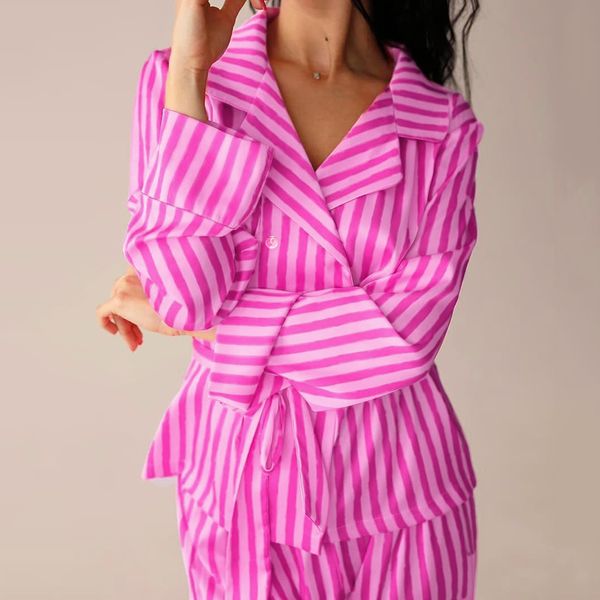 hiloc pink striped satin sleepwear long sleeve pajamas with pants two piece set sashes home wear spring lounge set 2021 pajama 210305, Black;red
hiloc pink striped satin sleepwear long sleeve pajamas with pants two piece set sashes home wear spring lounge set 2021 pajama 210305, Black;red