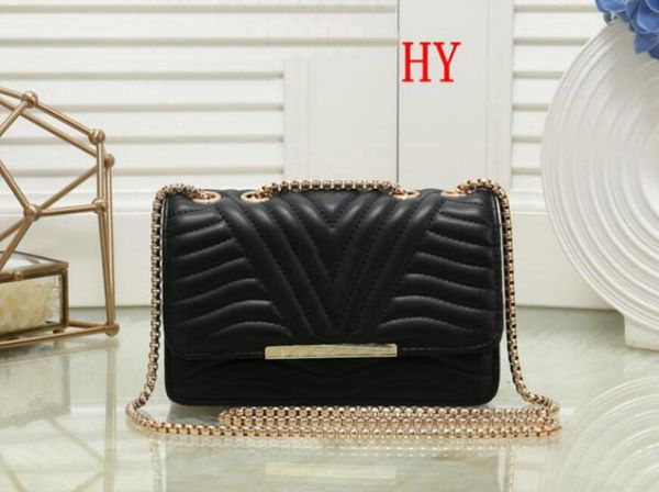 famous classic gold chain lady messenger bag trendy fashion leather shoulder bag lady shopping crossbody bag
famous classic gold chain lady messenger bag trendy fashion leather shoulder bag lady shopping crossbody bag