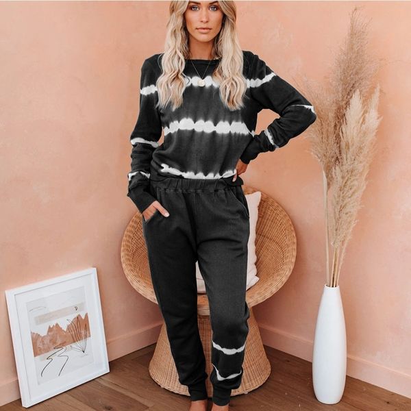 2021 new casual feminino conjunto agasalho solto roupas esportivas moda duas peas tie-dye listrado manga longa e calas compridas pijama, White
2021 new casual feminino conjunto agasalho solto roupas esportivas moda duas peas tie-dye listrado manga longa e calas compridas pijama, White