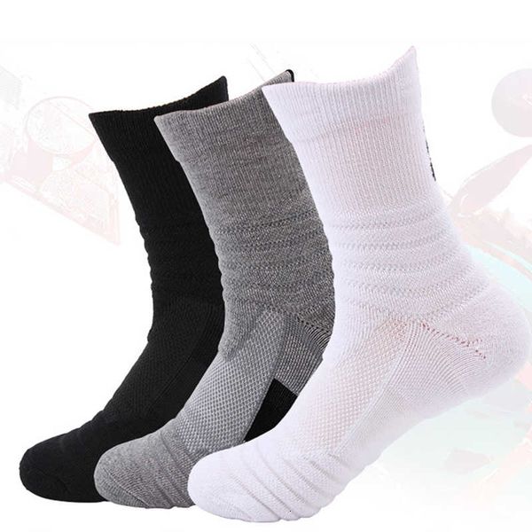 1 pair of gentlemen running breathing foot-dragging needless athletic basketball tennis middle tube sport socks, Black
1 pair of gentlemen running breathing foot-dragging needless athletic basketball tennis middle tube sport socks, Black