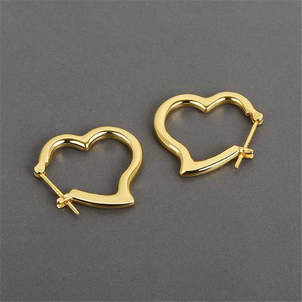 hoop & huggie metal cilp earrings women trend heart hollow out ear copper original jewelry vintage gold color partay gift, Golden;silver
hoop & huggie metal cilp earrings women trend heart hollow out ear copper original jewelry vintage gold color partay gift, Golden;silver