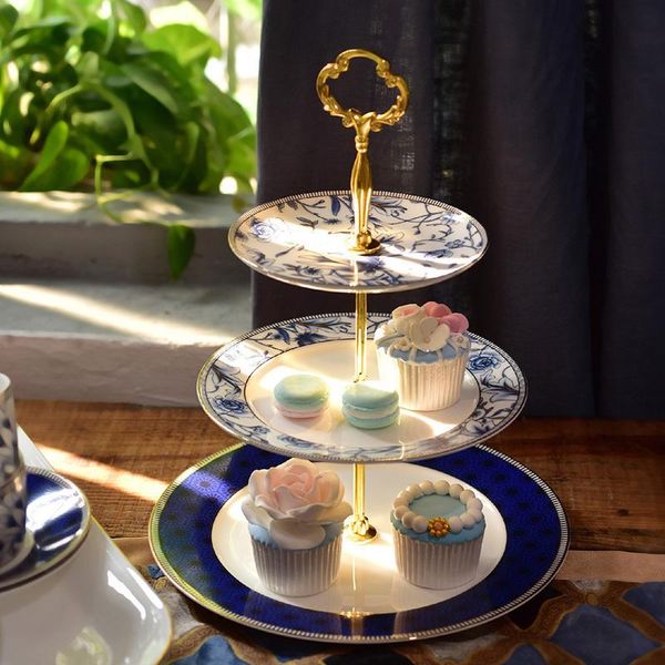 dishes & plates european creative cake stand fruit wedding dinner serving snack tray ceramic dessert plate living room assiette tableware df
dishes & plates european creative cake stand fruit wedding dinner serving snack tray ceramic dessert plate living room assiette tableware df