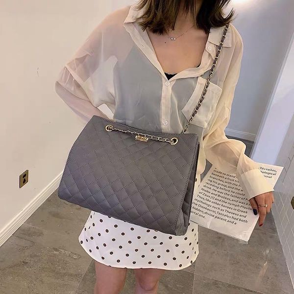 cross body fashion luxury handbags women bags designer leather chain large shoulder tote hand bag crossbody
cross body fashion luxury handbags women bags designer leather chain large shoulder tote hand bag crossbody