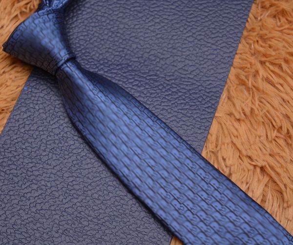 luxury tie 100% pure silk stripe design classic neckties brand men's wedding casual narrow ties gift box packaging, Blue;purple
luxury tie 100% pure silk stripe design classic neckties brand men's wedding casual narrow ties gift box packaging, Blue;purple
