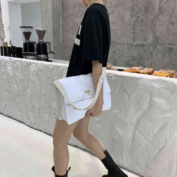 new fashion oxford single shoulder messenger large capacity tote armpit bag men's and women's chic nylon purses clearance
new fashion oxford single shoulder messenger large capacity tote armpit bag men's and women's chic nylon purses clearance