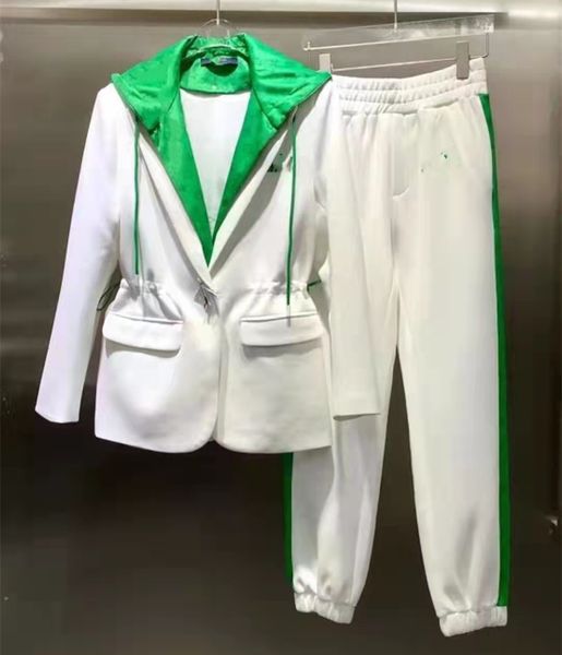 2022 new designer sweatshirt set neutral contrast blazer lapel slim fit fashion fit black white wholesale ladies jacket pants, White;black
2022 new designer sweatshirt set neutral contrast blazer lapel slim fit fashion fit black white wholesale ladies jacket pants, White;black